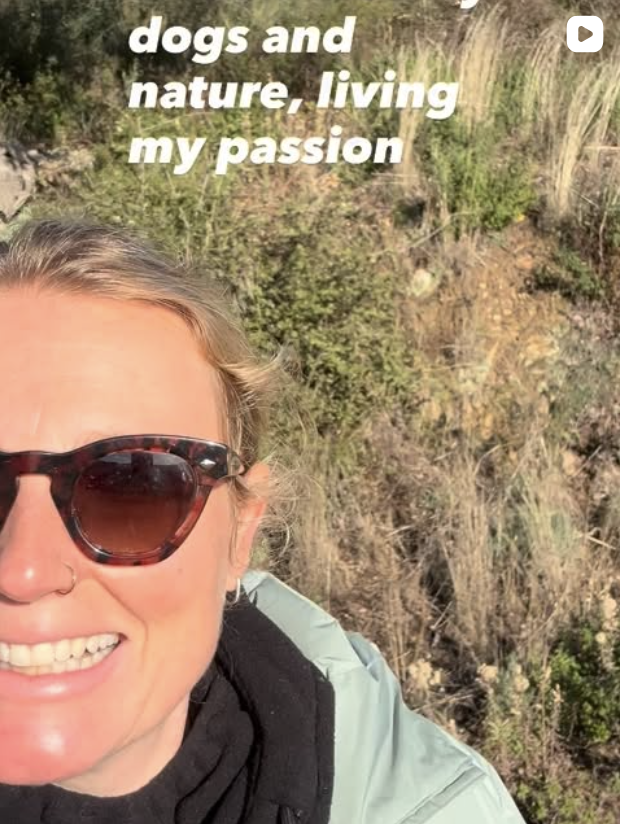 Pauline avec un chien